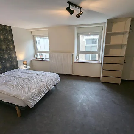 Apartment Equipe De 2 A Charmes *