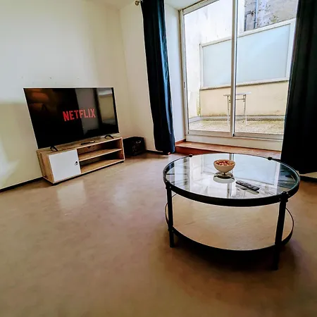 Apartment Equipe De 2 A Charmes Charmes (Vosges)